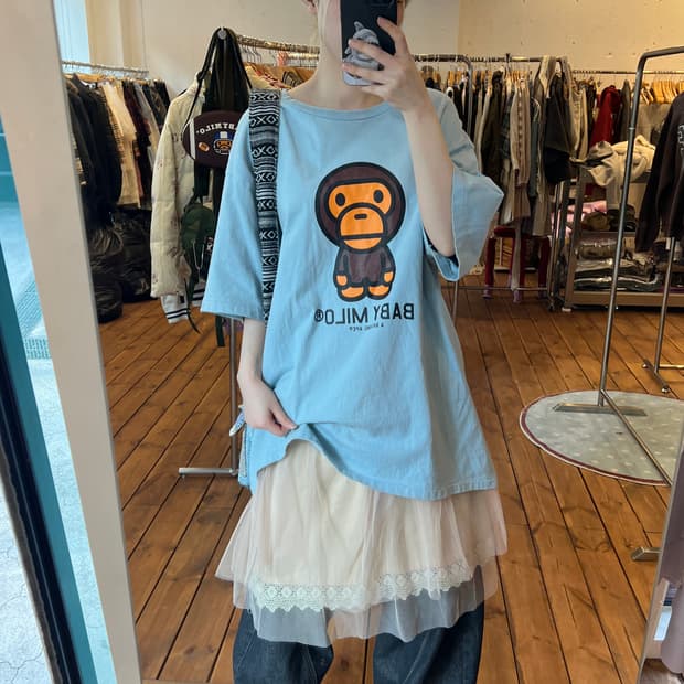 베이프 마일로 스카이블루 반팔