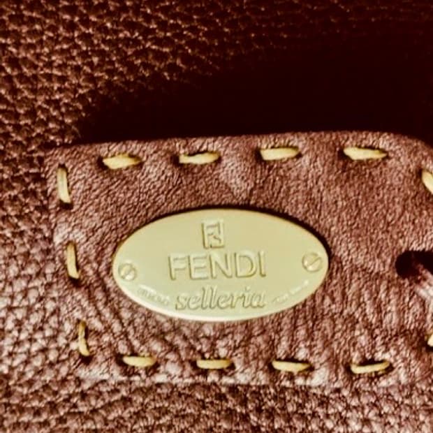 [최상위라인] 펜디 셀러리아 핸드메이드 레더 백 (풀구성)