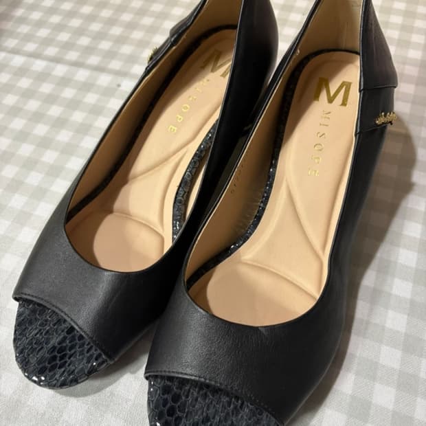 미소페 MISOPE 블랙 양가죽 오픈토 여성구두 240m