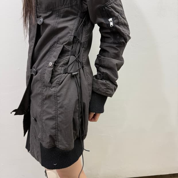 본더치 사이드 아일렛 롱 자켓