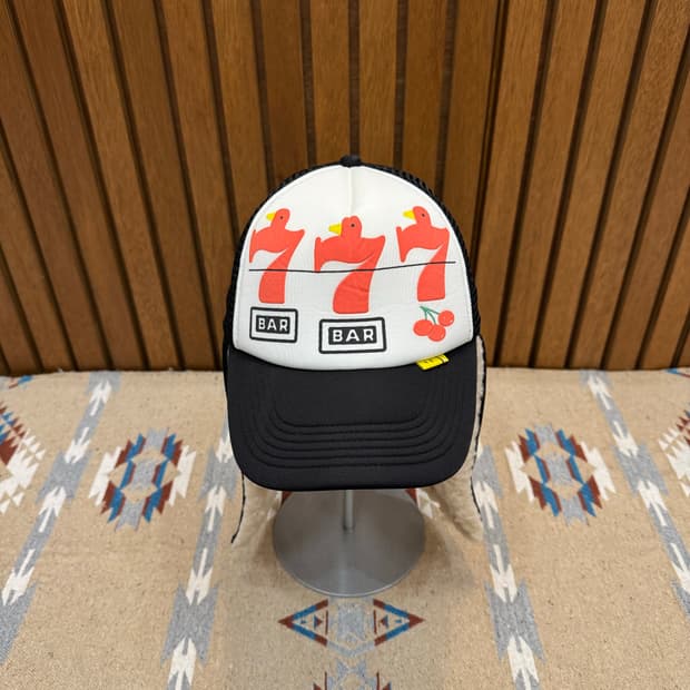 [OS] 캐피탈 컨트리 럭키버드 럼버 트럭 캡