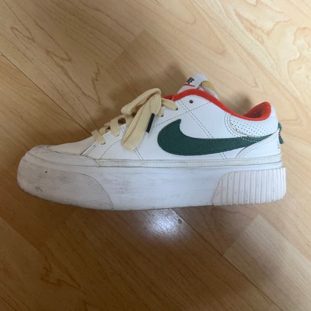 나이키 코트 레거시 235