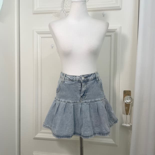 light denim pleats span mini skirt