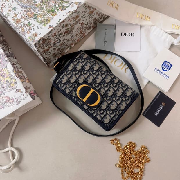 정품 디올 몽테인 투인원 파우치백 