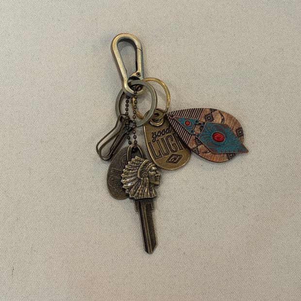 Native Spirit Vintage Keyring ๐ค