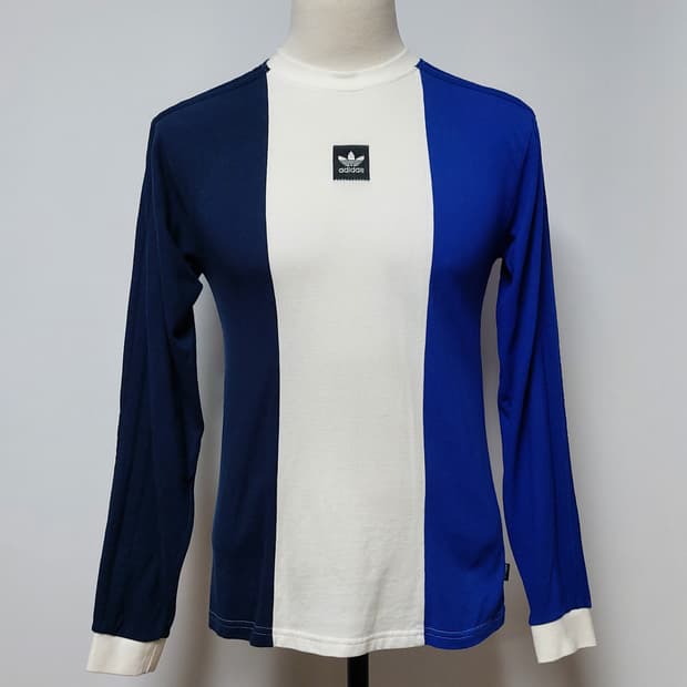 아디다스 트리파트 긴팔티(M)

