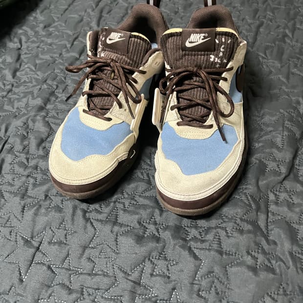 나이키 x 트래비스 스캇 줌 필드 275mm