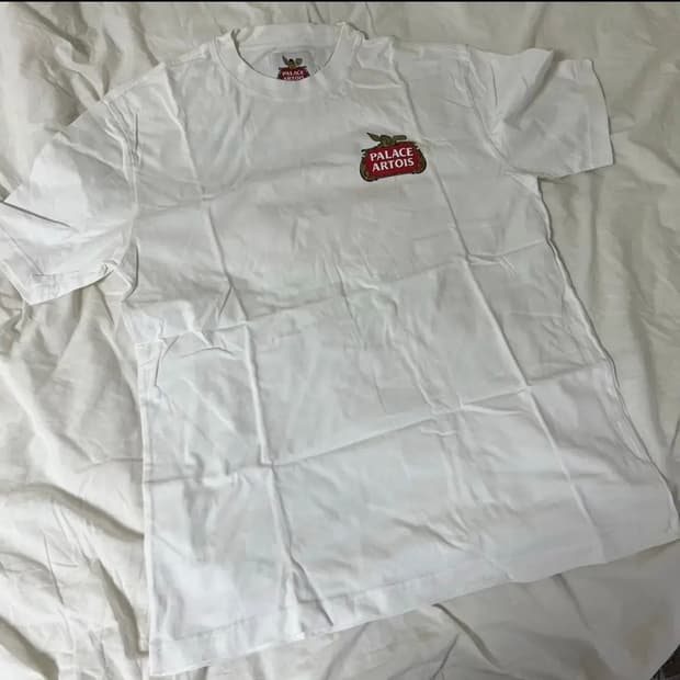2021 Palace × Stella Artois 그래픽 티셔츠