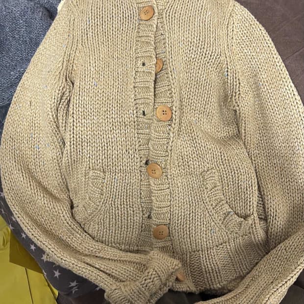 아베크롬비 베이지 니트