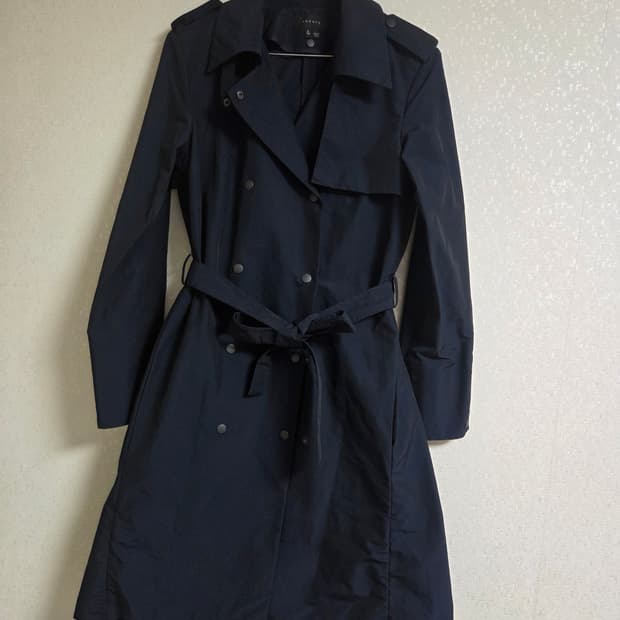 띠어리 네이비 트렌치 코트 
