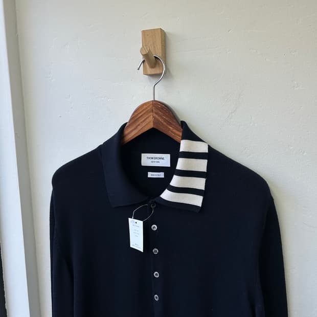 15987 - 톰브라운 카라 4선 울 니트 (울 100%)