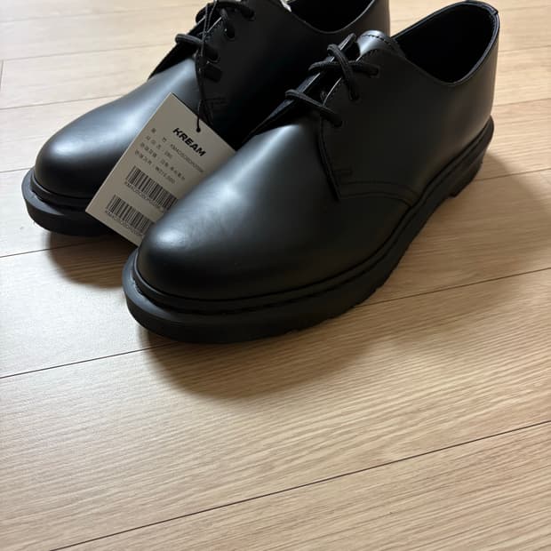 Dr. Martens 1461 모노 블랙