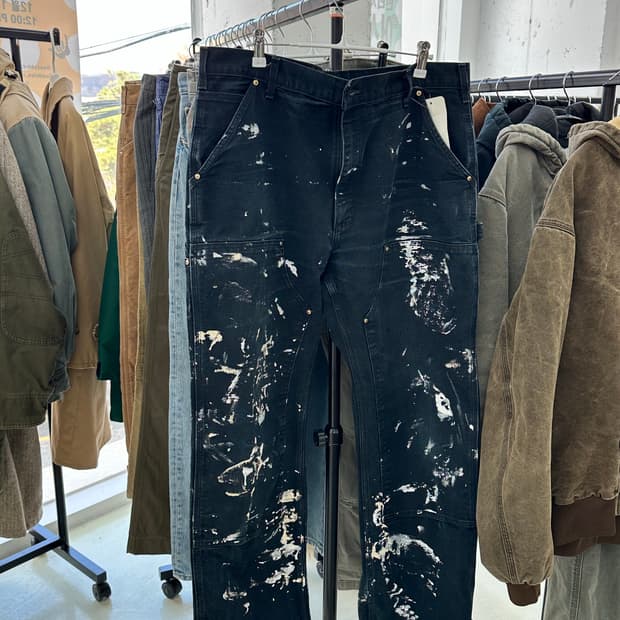 칼하트 더블니 페인팅 블랙 36사이즈 판매