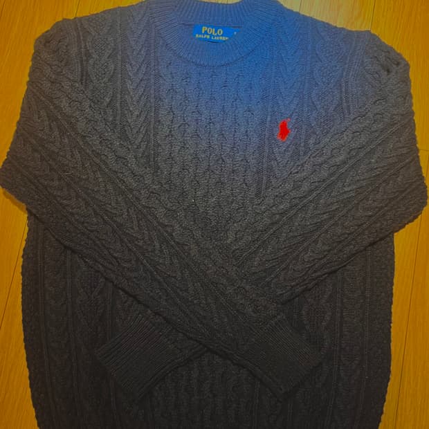 폴로 네이비 니트