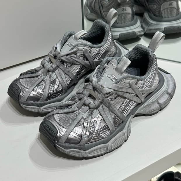 발렌시아가 3xl 익스트림 레이스 36사이즈 새상품