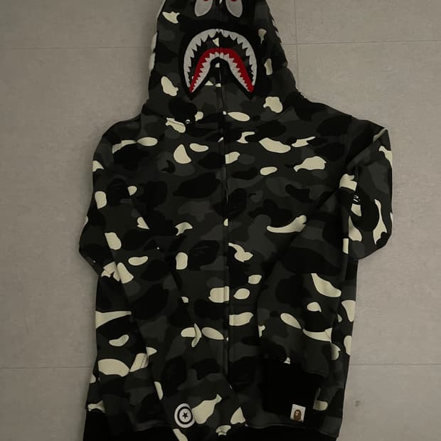 (급처)베이프 시티 카모 야광 후드집업