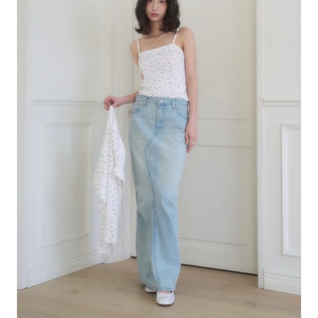 awit(어윗) ICE WASHING DENIM LONG SKIRT