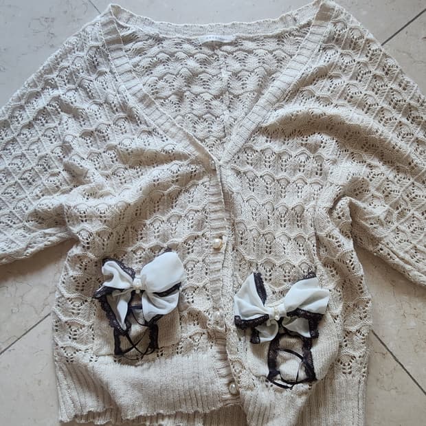 엑시즈팜 리본 가디건