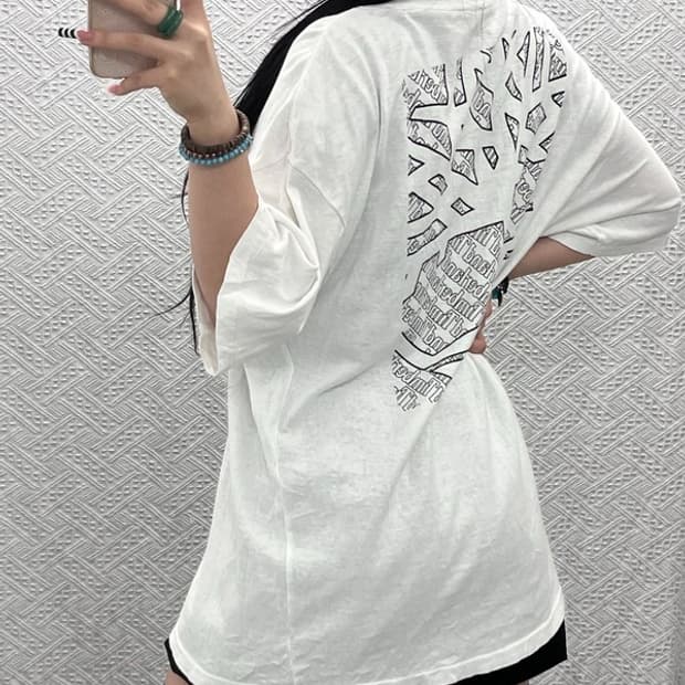 팀버랜드 빈티지 스트릿 시그니처 백프린팅 반팔티 M C10372