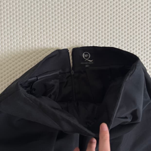 알렉산더맥퀸 볼륨 미디스커트