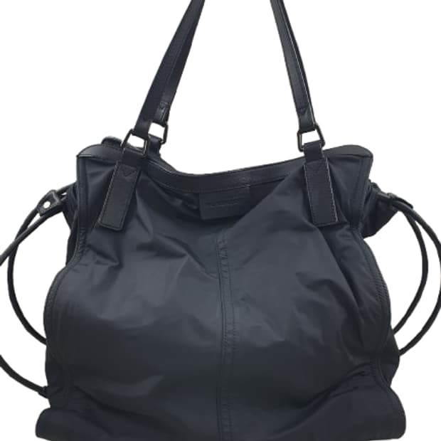 버버리 블랙 버클레이