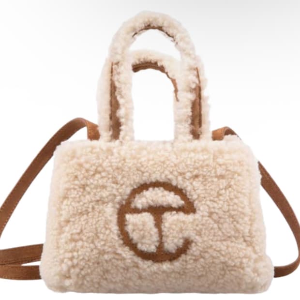 텔파 x 어그 리버스 스몰 쇼핑백 내츄럴