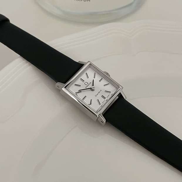 OMEGA Genève square winding watch/오메가 시계
