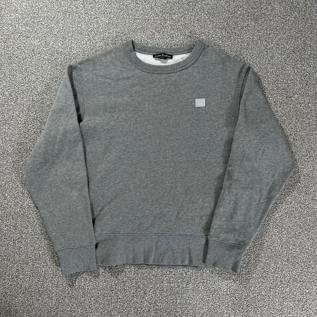 아크네스튜디오 맨투맨