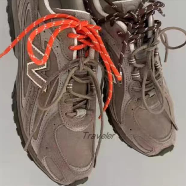 뉴발란스 미우미우 신발끈 레터링끈