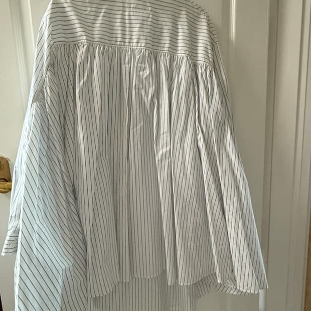 메종마르지엘라 mm6 스트라이프 프릴 셔츠