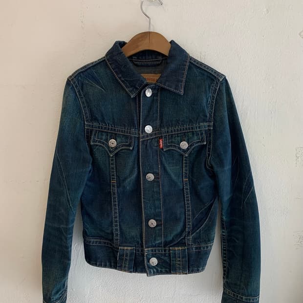 Levi’s washing crop denim jacket