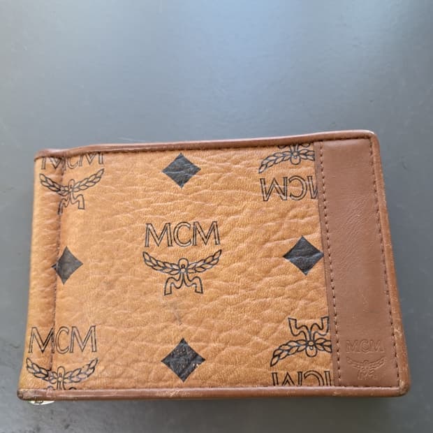 Mcm 지갑