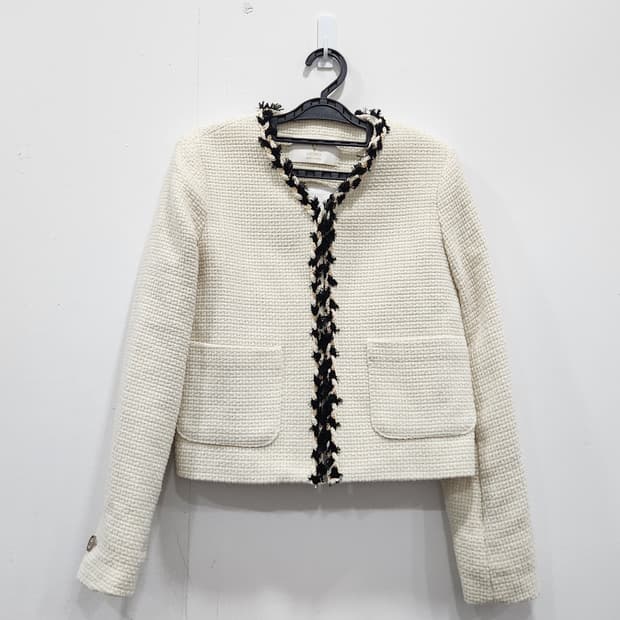 [F] 빅토리아 트위드 노카라 자켓 아이보리 블랙 배색