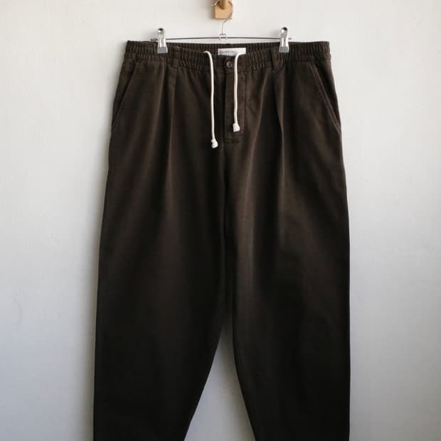 유니버셜 웍스 베이커 팬츠 