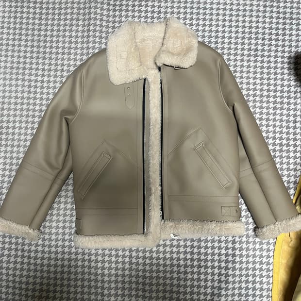 도프제이슨 무스탕 M 아이보리