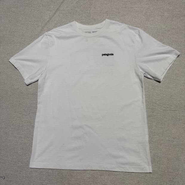 파타고니아 피츠로이 반팔티