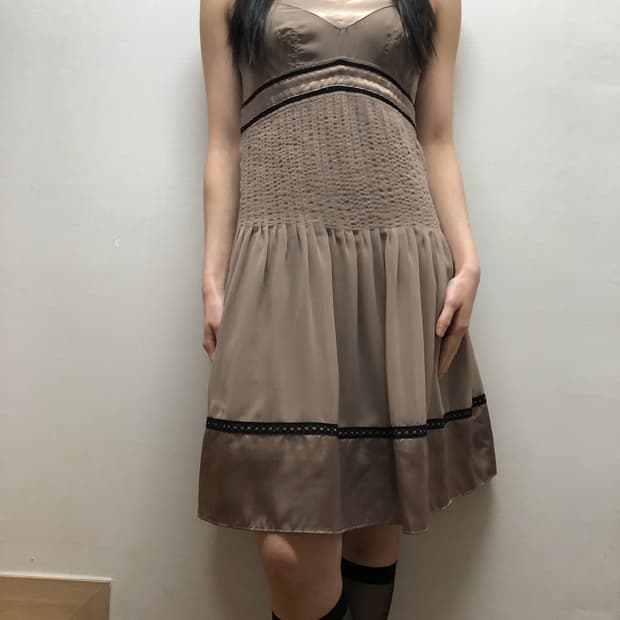 빈티지 베이지 셔링 원피스