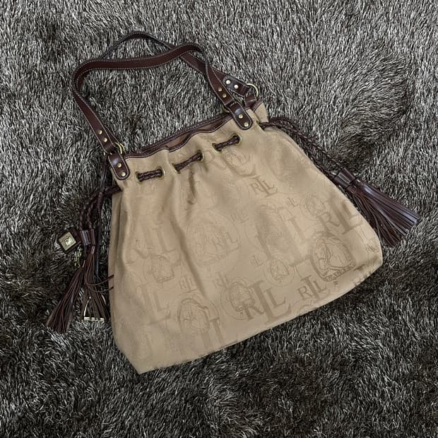 로렌 랄프 로렌 LAUREN Ralph Lauren 브라운 태슬 버킷백