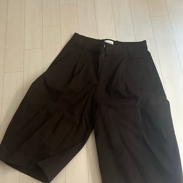 르아브 모카 캔버스 버뮤다 팬츠