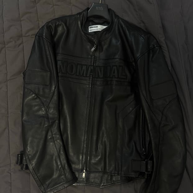 노메뉴얼 레이싱자켓 판매합니다(m)