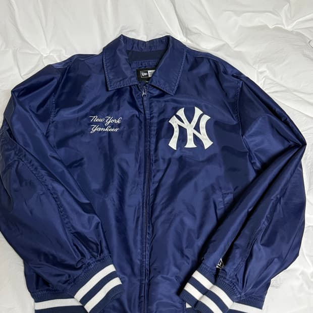 뉴에라 뉴욕 양키스 칼라 나일론 재킷