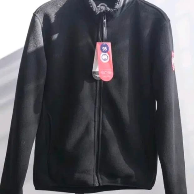 캐나다구스 블랙 플리스 자켓