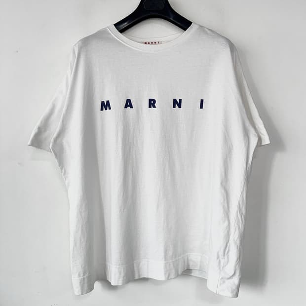 마르니 로고 포인트 반팔 티셔츠