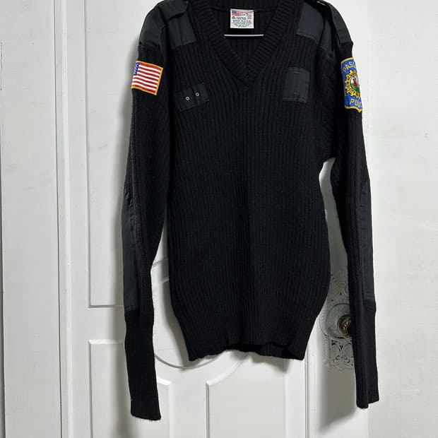미국 뉴저지 퍼세이크 경찰 코만도 니트