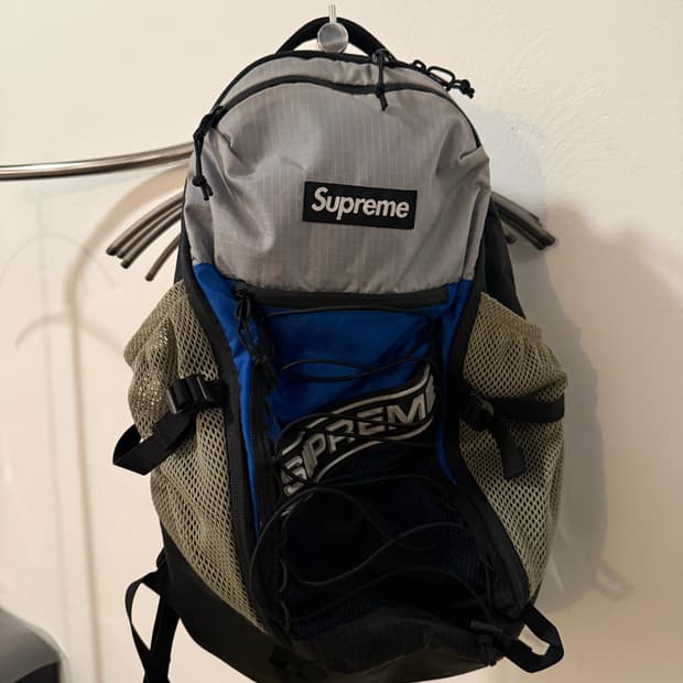 슈프림 백팩 블루  - 23FW