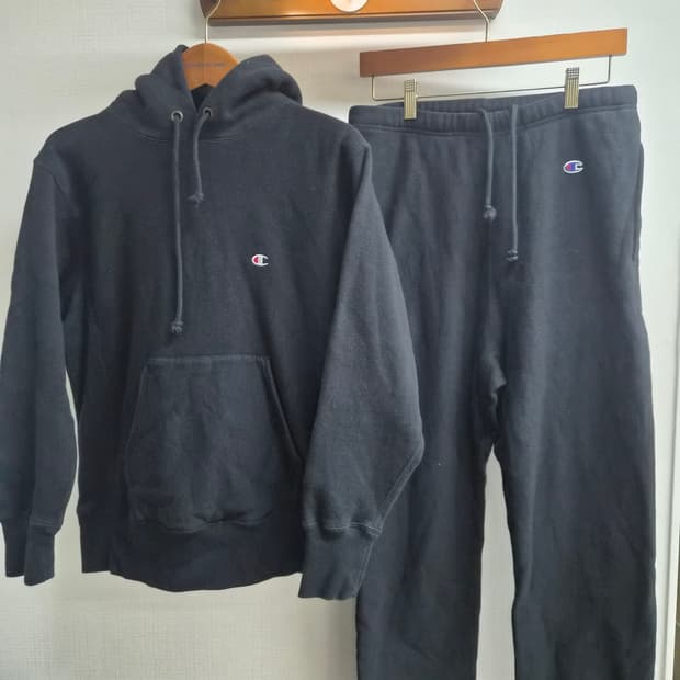 M/L) 챔피온 리버스위브 셋업 팝니다