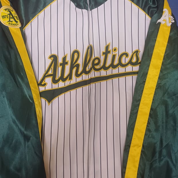 G-III sports 오클랜드 애슬레틱스 야구 점퍼 XL