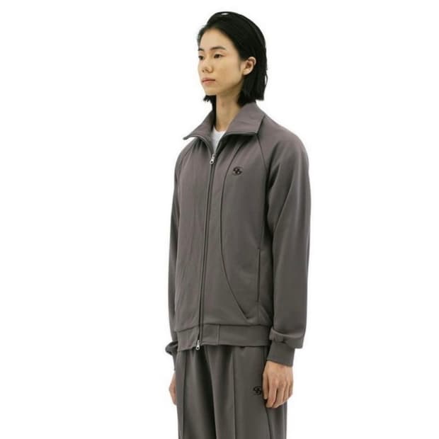 산산기어 22fw 투웨이 트랙자켓 브라운