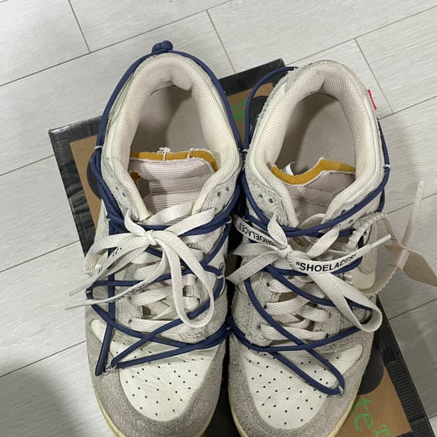 나이키 덩크로우 오프화이트 50-18