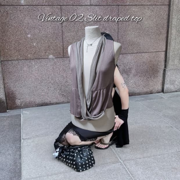 Vintage 02 Slit draped top